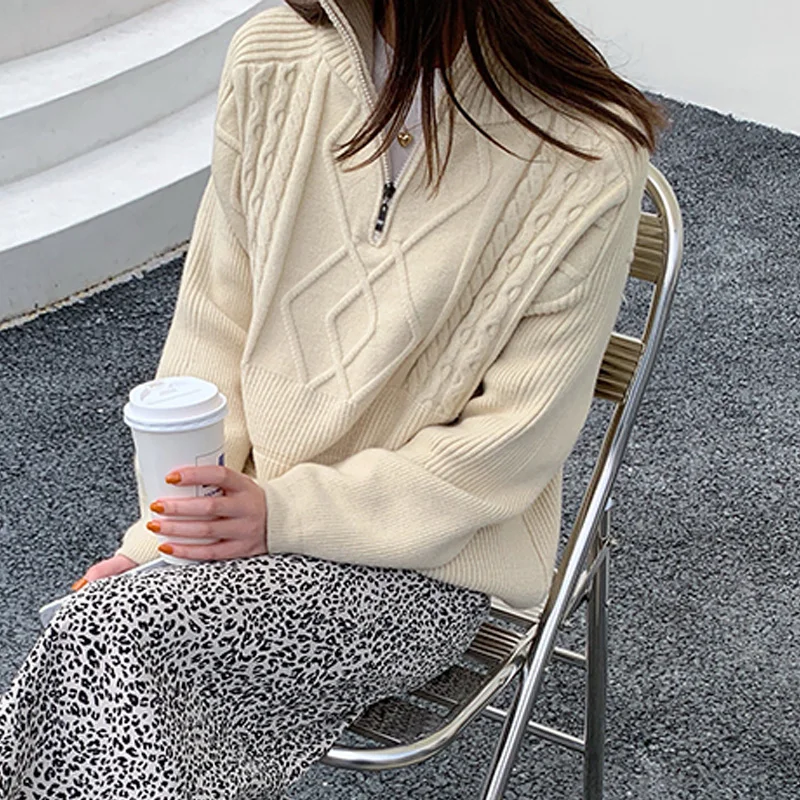 

Women's Turtleneck Cable-knit Wool Sweater Thick Warm Knitted Pullovers Solid Long Sleeve Zip Up Women Sweater