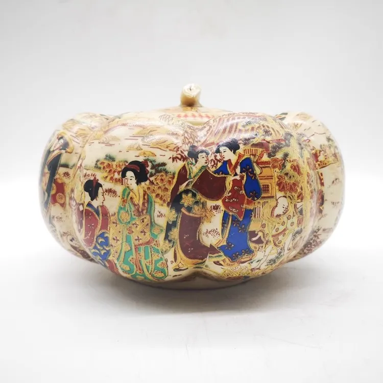

Qing Qianlong Enamel Colored Maiden Figure Pumpkin Storage Tank Antique Porcelain Home Decoration