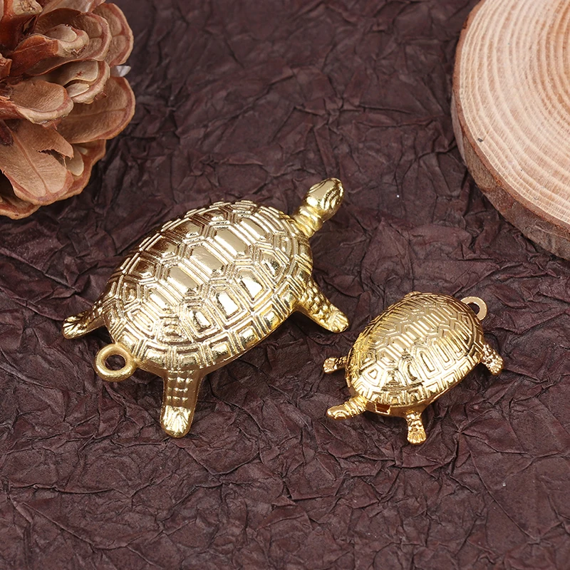 1Pc Japanese Money Turtle Pendant Small Golden Tortoise Ornaments Guarding Praying Lucky Wealth Home Decoration Gift