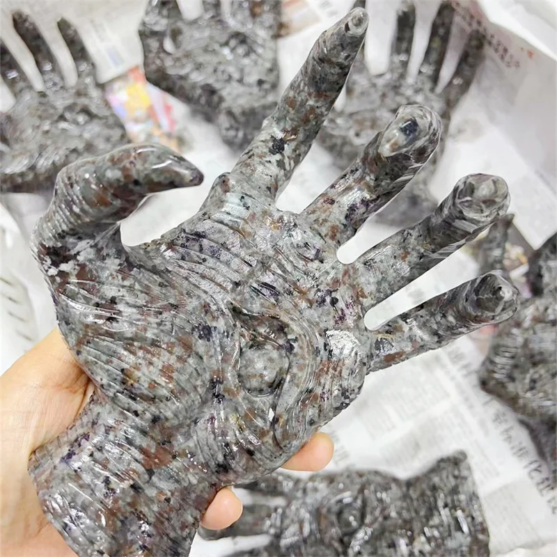 

17.5CM Natural Yooperlite Devil's Hand Crystal Sculpture Healing Reiki Gemstone Home Collection Sculpture Decoration 1pcs