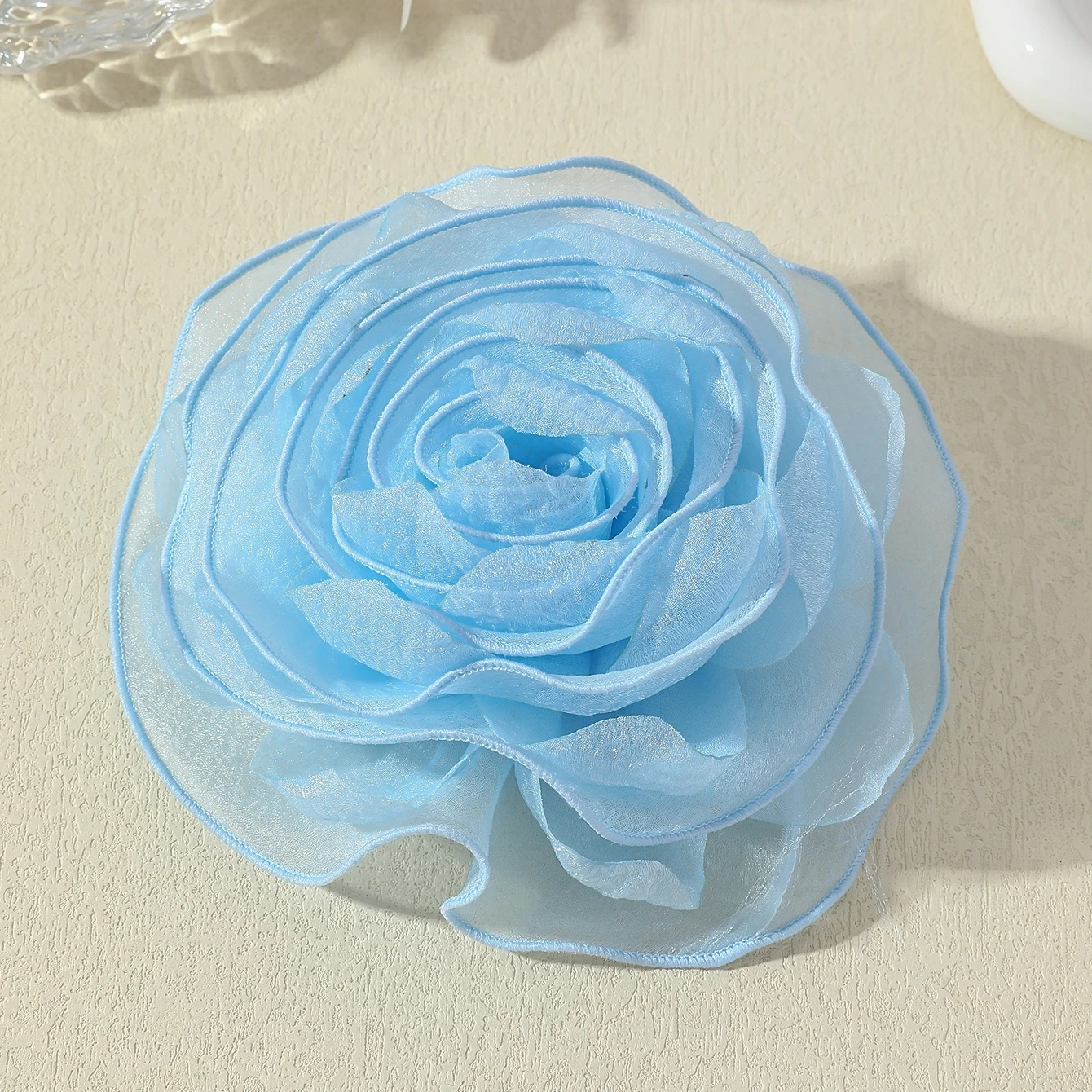 15CM French Style Lace Rose Flower Brooch for Women Ladies Vintage Exquisite Floral Lapel Pins Party Weddings Jewelry Accessory