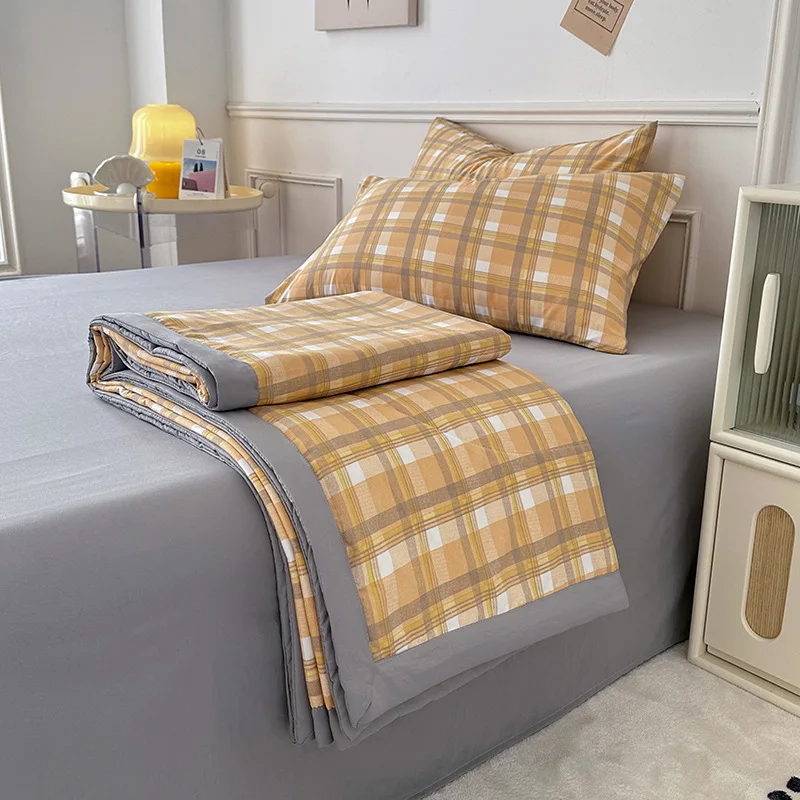 

Soybean Fibers Summer Quilt Queen Blanket Cotton Comfy Bedspread Soft Lightweight Breathable Blanket Plaid Bedspread