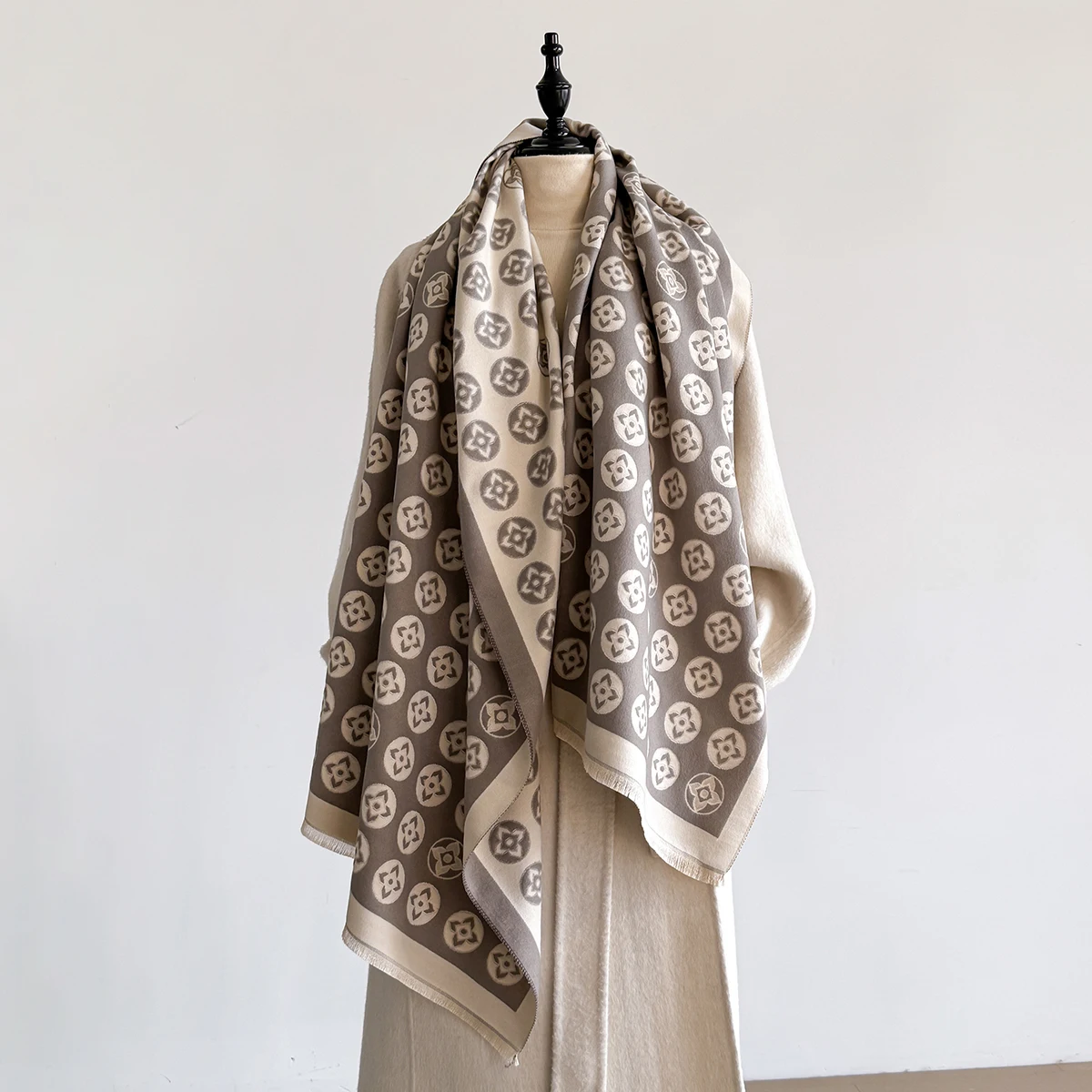 Luxury Winter Scarf Women Cashmere Warm Pashmina Brand Foulard Female Shawls Wraps Thick Soft Bufanda Poncho Scarves Stole