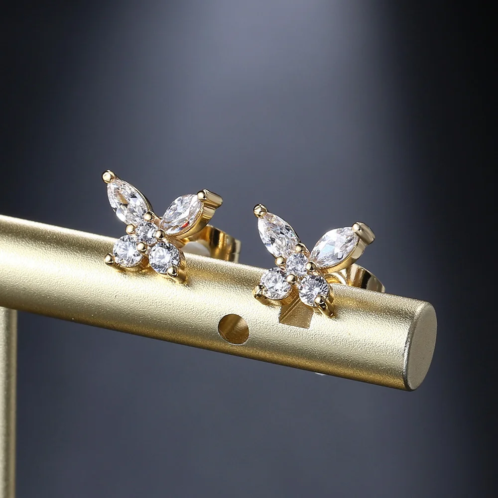 Goldfarbene Schmetterlings-Ohrstecker für Damen, koreanischer Stil, zierliche Zirkonia-Ohrstecker, Ohrschmuck, Damenschmuck, Geschenke – Detail 6