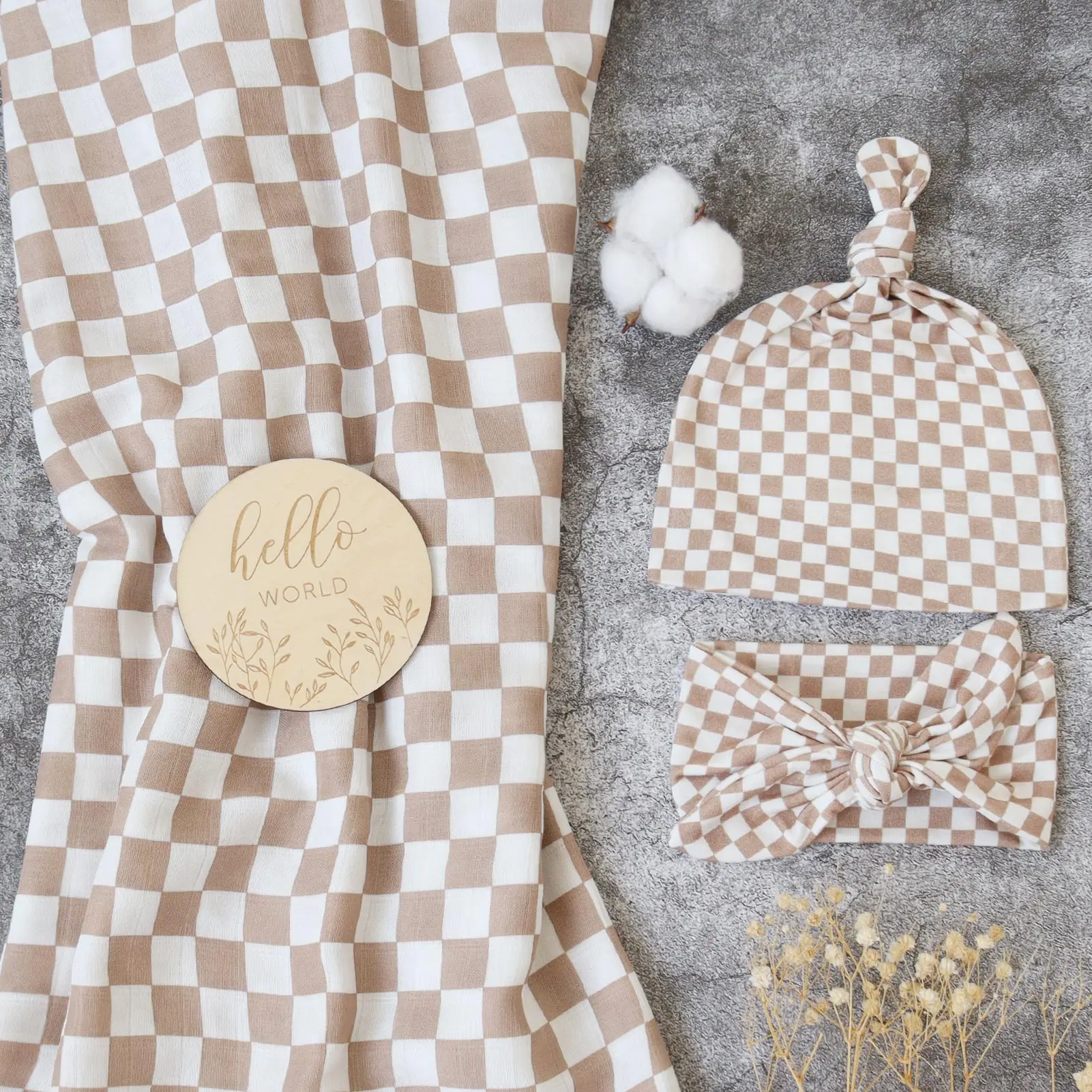 4pcs/set Baby Blankets Newborn Checker Pattern 2 Layers Bamboo Cotton Baby Muslin Swaddle Blanket Wrap Headband Beanie Set 6