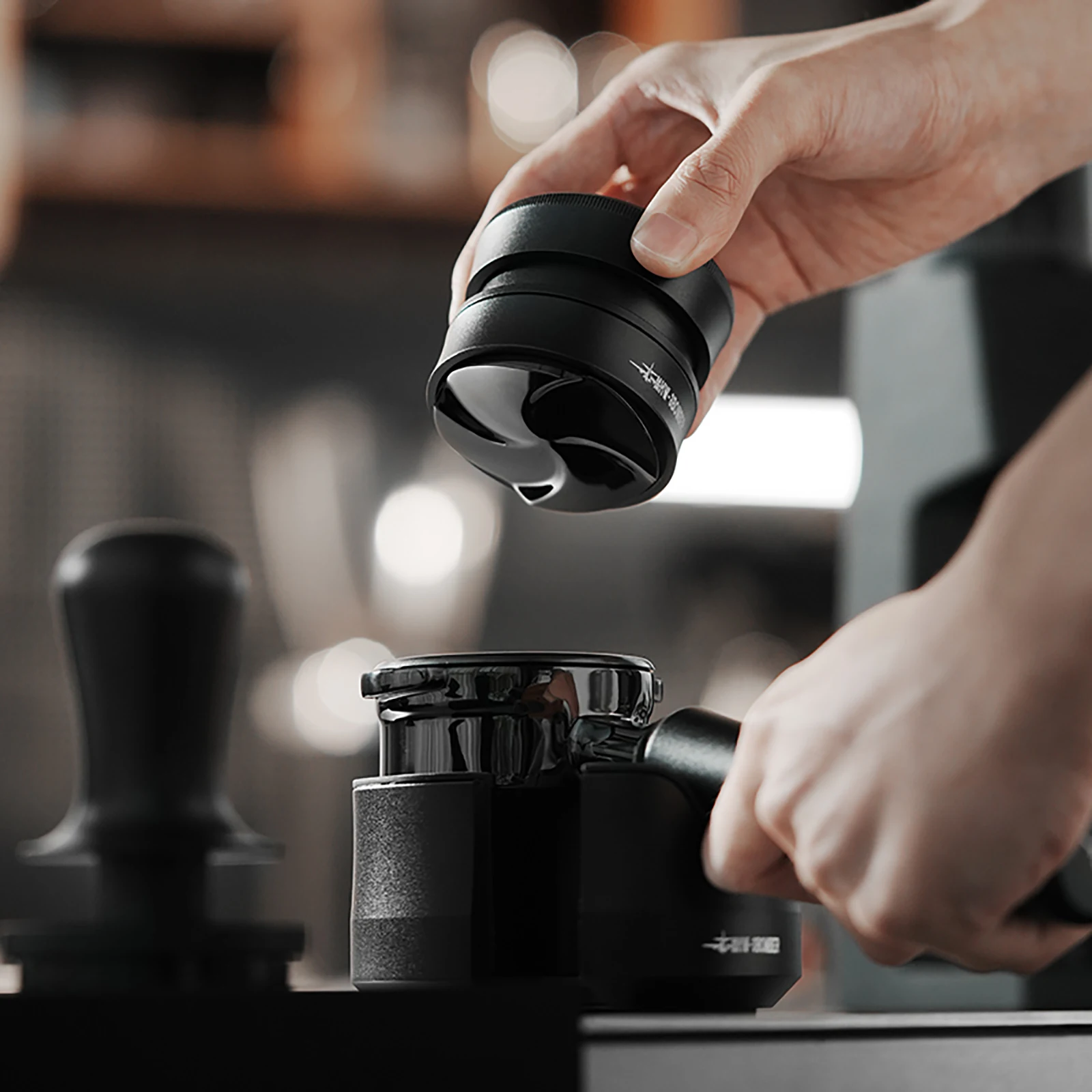 58.5mm Professional Espresso Coffee Distributor -...