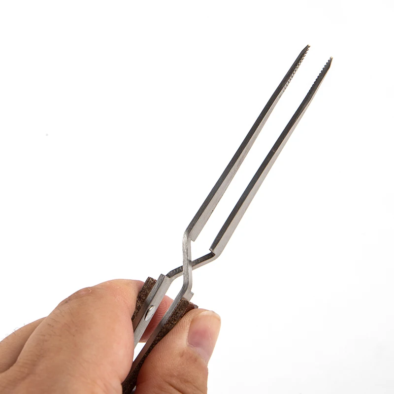 1Pc Stainless Steel Cross Locking Lock Tweezers Self-Locking Jewelry Soldering Craft Repair Hand Tool Corrosion Resistant tweezer tool soldering tweezers