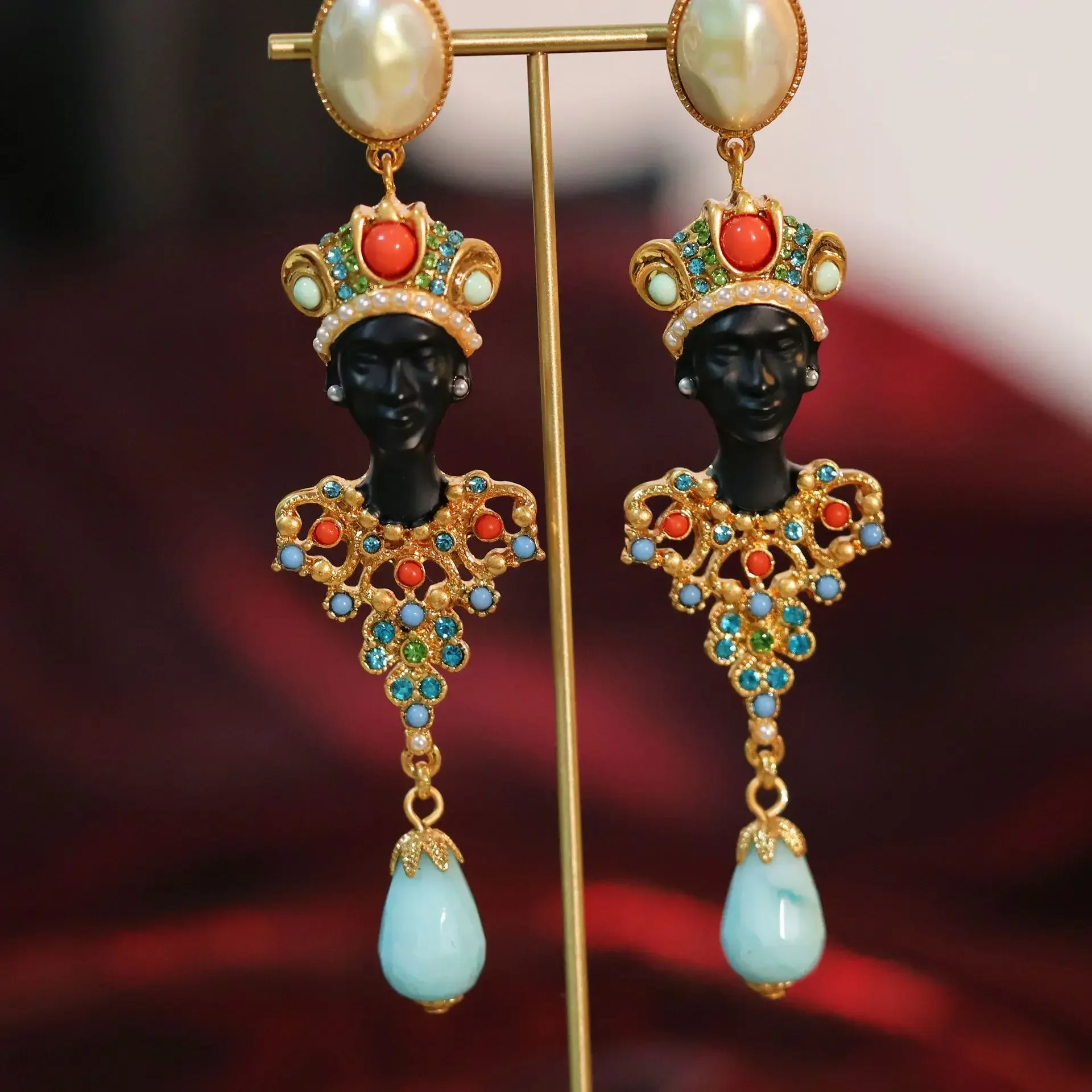 

Personalized colorful gemstone pearl ear clip with medieval fashion brooch