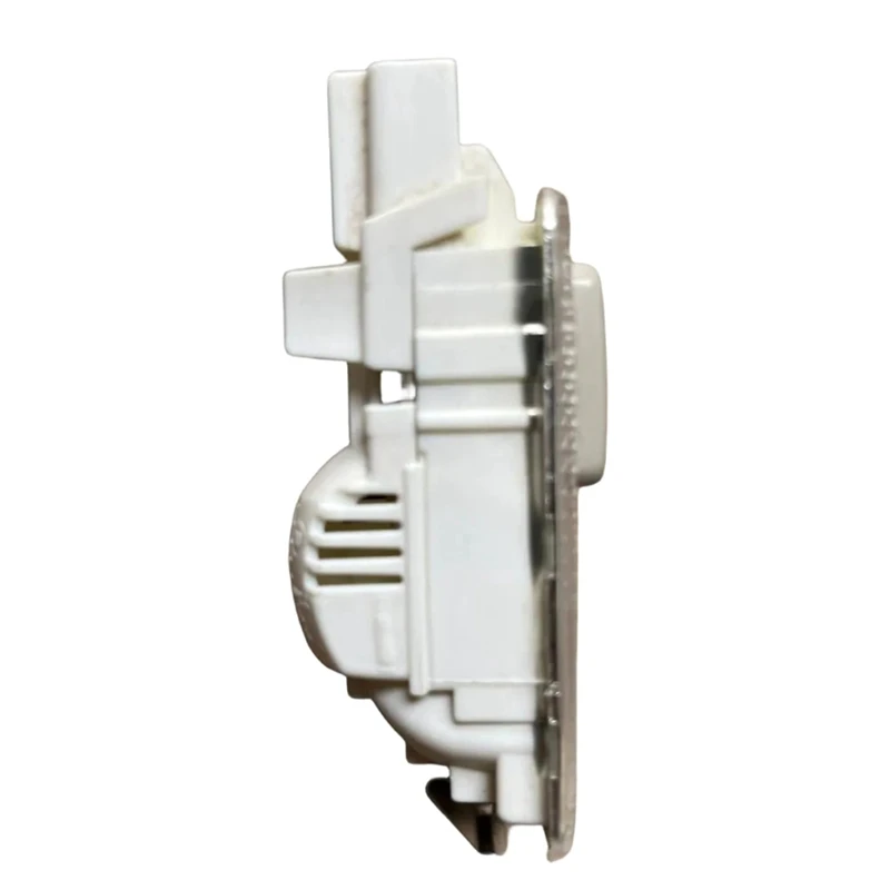 

6362P0 Автомобильная лампочка для Peugeot 3008 307 SW 308 CC 308SW 407 SW, прочная и легкая в установке