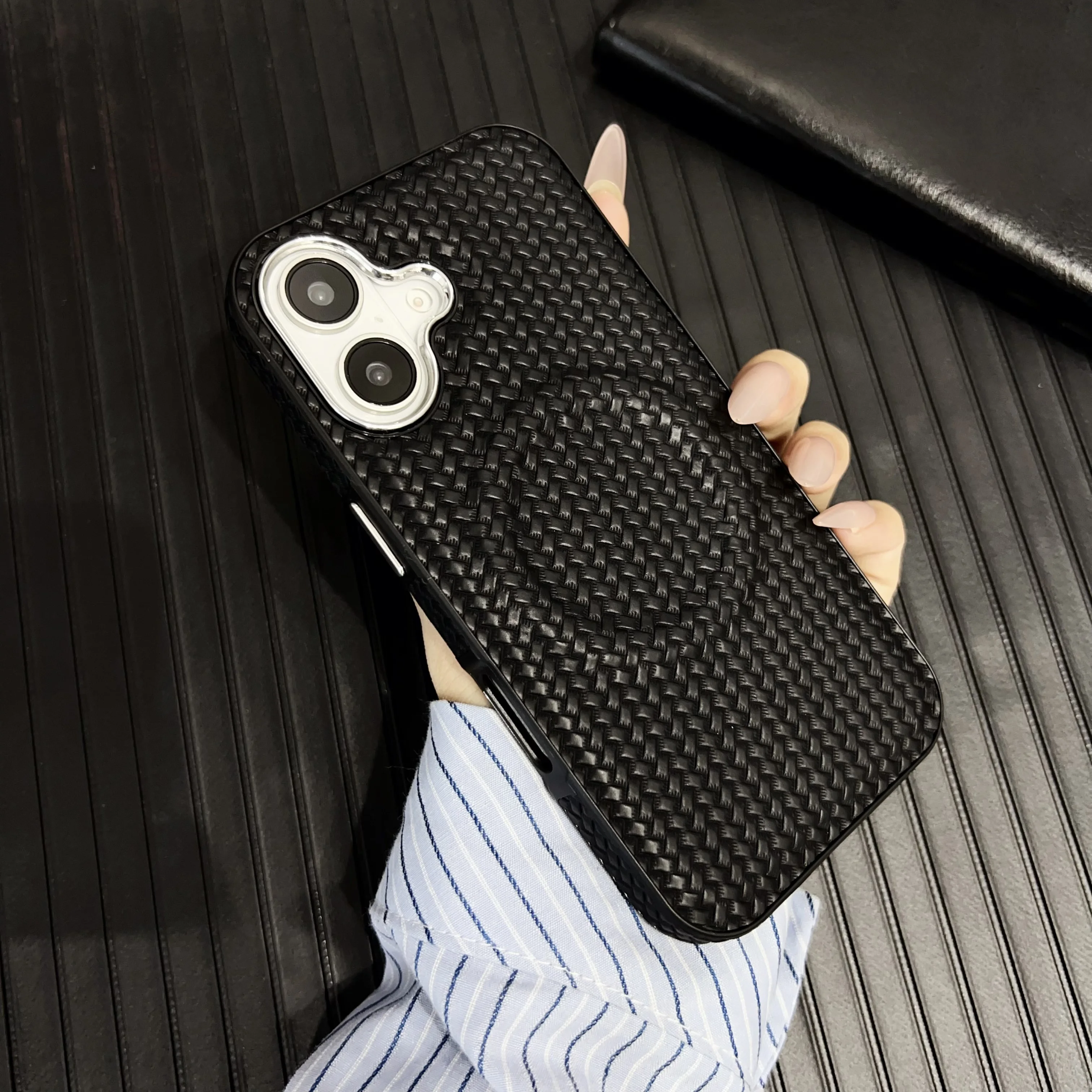 thumbnail image 1 of Funda de teléfono de carga magnética de lujo adecuada para iPhone 11 12 13 14 15 16 Pro Max Plus cubierta protectora anticaídas 16pro Max Plus, 1 of 5