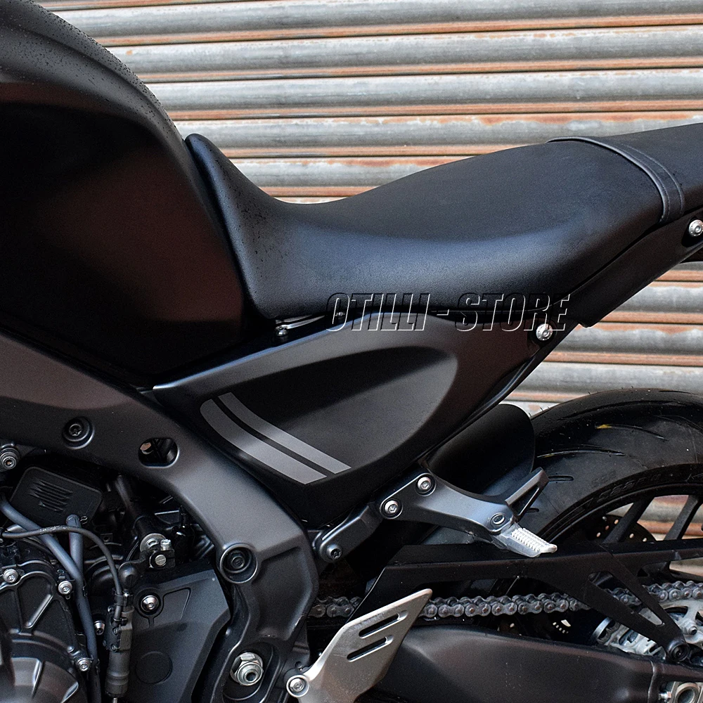 새로운 2021 2022 2023 오토바이 ABS 가드 보호대 상단 프레임 충전 중간 측면 패널 YAMAHA MT-09 MT09 MT 09 mt09