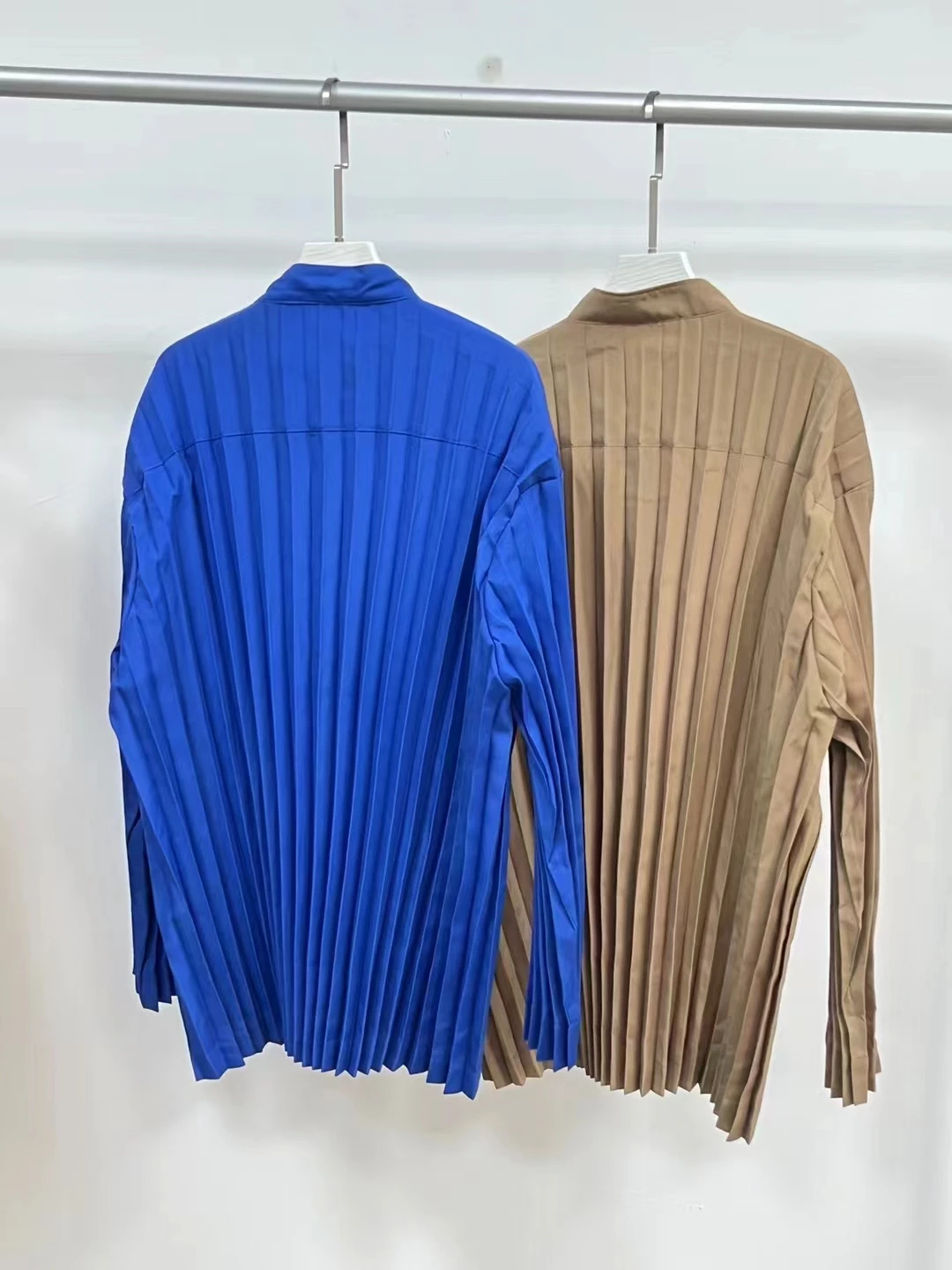 Men Summer Shirt Short Sleeve Lapel Pleats Pleated Solid Color Business Casual Blouse Short Jacket