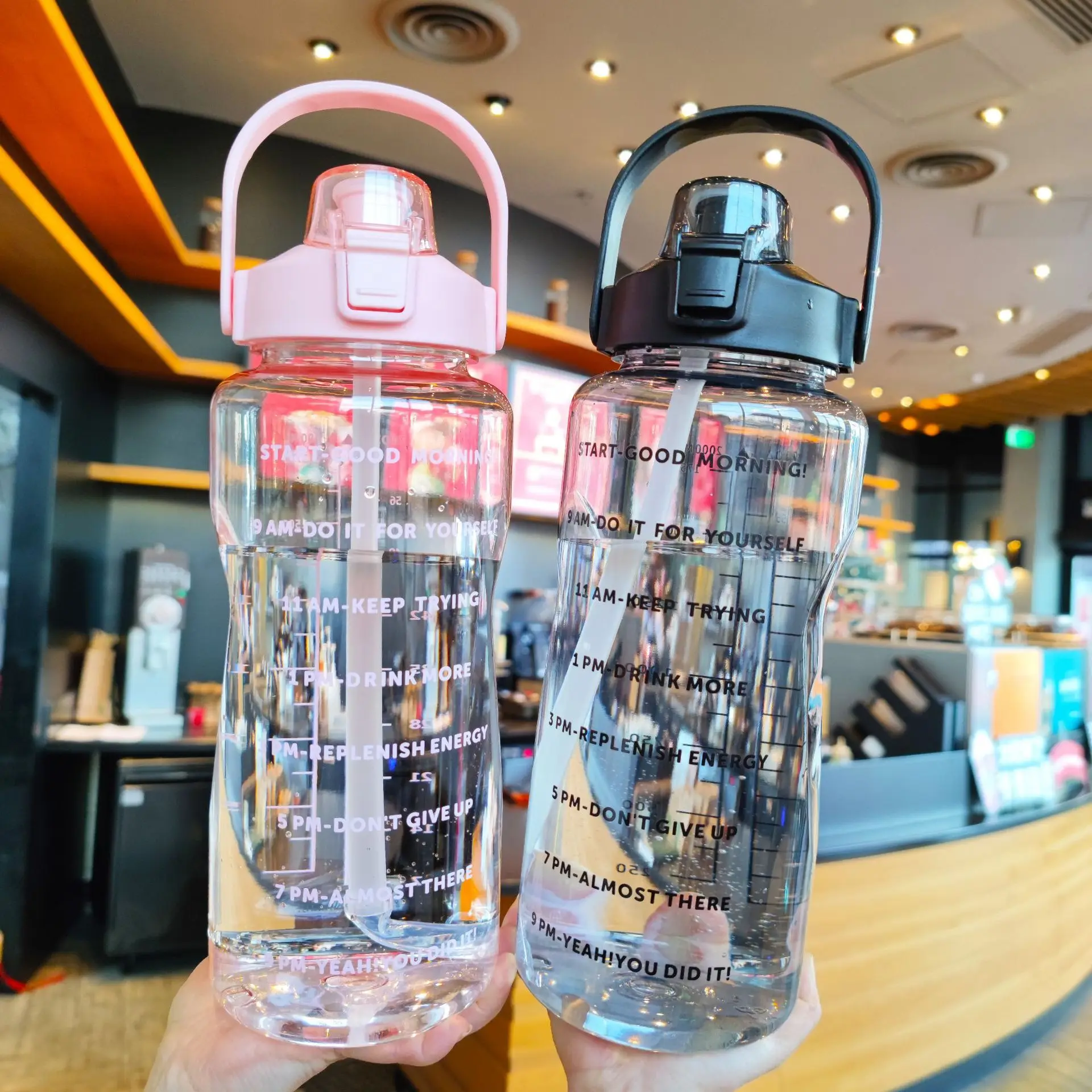 https://ae01.alicdn.com/kf/S7849308fa9a541f6a5741deffdce72f5w/2L-Sports-Water-Bottle-with-Straw-Portable-Large-Capacity-Water-bottles-Fitness-Bike-Cup-Summer-Cold.jpg