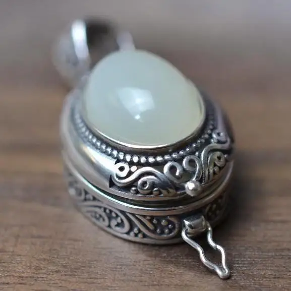 Chinese Style Retro Mirror Box Pendant Necklace Silver Jewelry Creative Women's