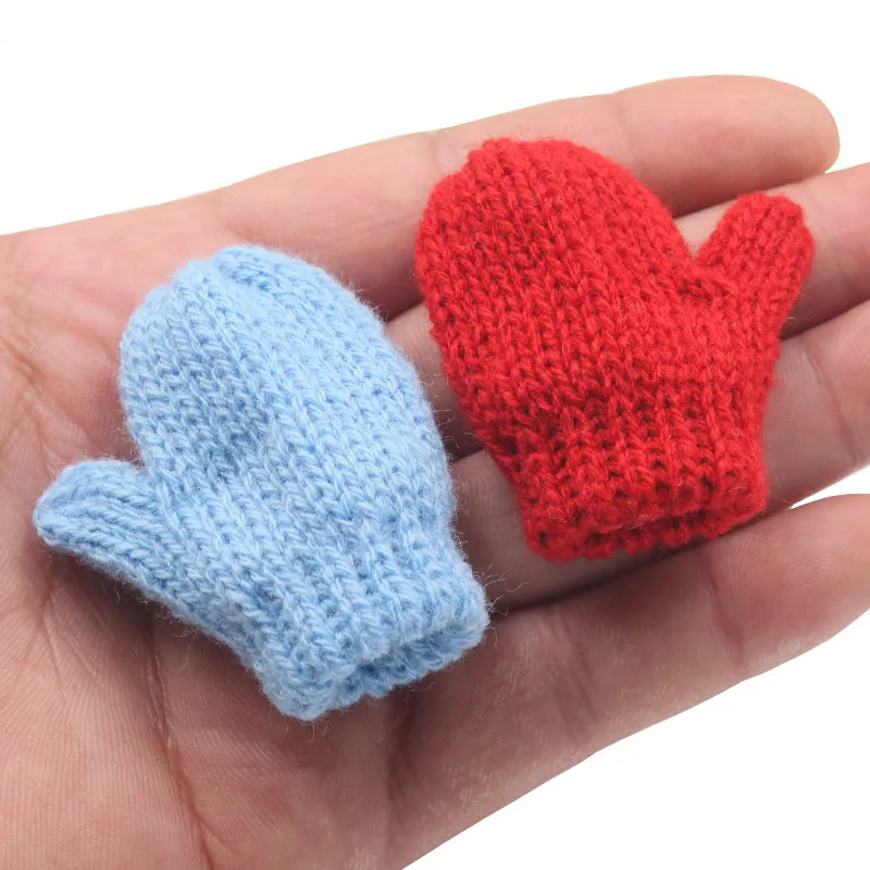 Jewelry Making Supplies DIY Knitting Kit Craft Supplies 5Pcs/Pack Cotton Knitting Mini Gloves For Hat Clothing Home Decorative Crafts DIY Handmade Make Earrings Pendant Gift Excipients