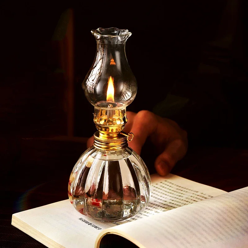 Glass Oil Lamp Glass Kerosene Lamp For Tabletop Decor With Wick Vintage Indoor Kerosene For Camping Hunting Emergencies Power Outages
