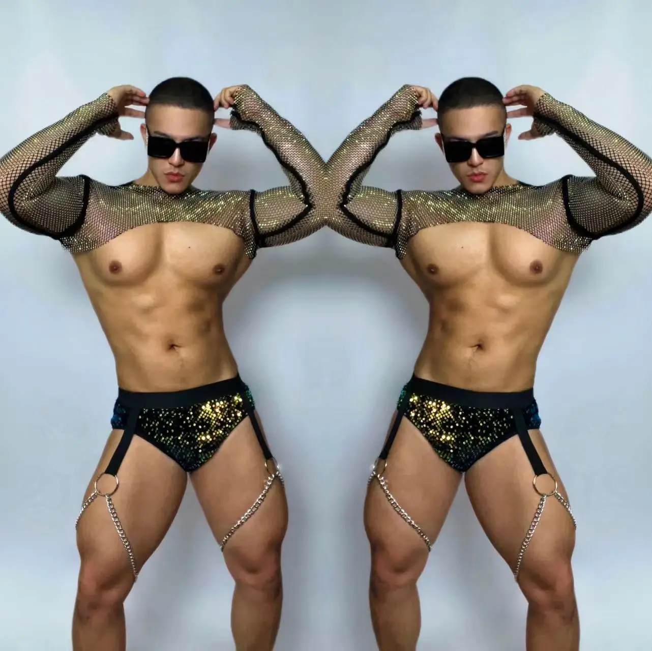 Shiny Sexy Illusion Mesh Jazz Muscle Suits Costumi Nightclub Bar Cantante Maschile Dj Ds Leading Wear Stage Show Party Gogo Dance