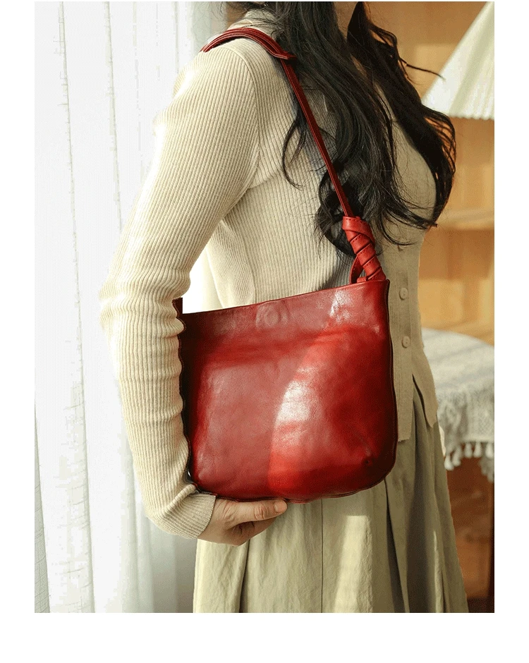 Designer handgefertigte Damen-Umhängetasche aus pflanzlich gegerbtem Rindsleder, minimalistische Vintage-Luxus-Umhängetasche aus echtem Leder für Damen – Detail 6