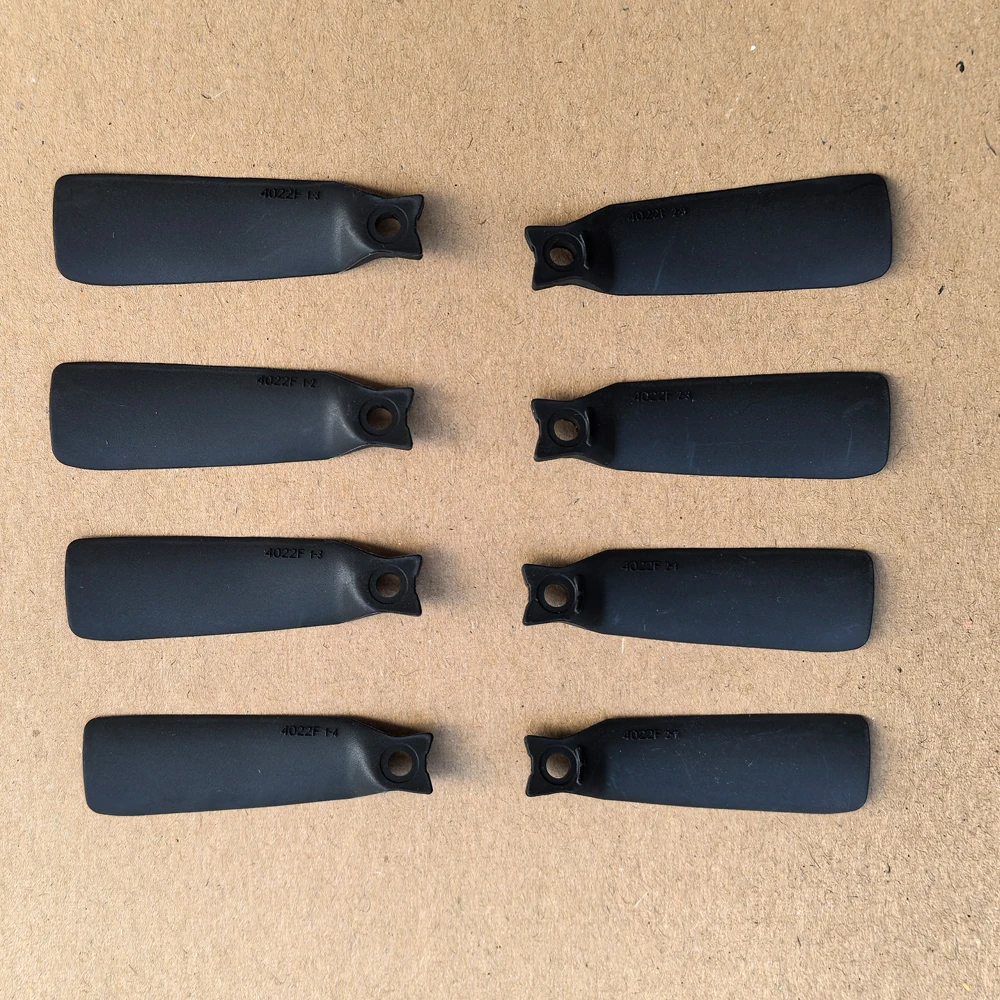 Pales de pagaie 4022F pour DJI Flip, vues en gros plan, montrant les pales en rotation floue.