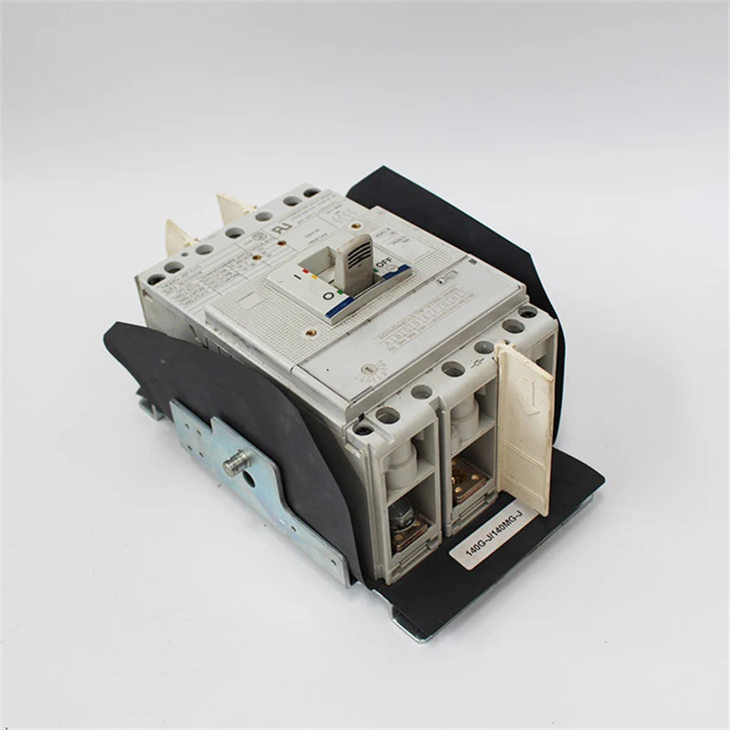 

Used in Good Condtion 140MG-J8P-D15 With Fast Shipping