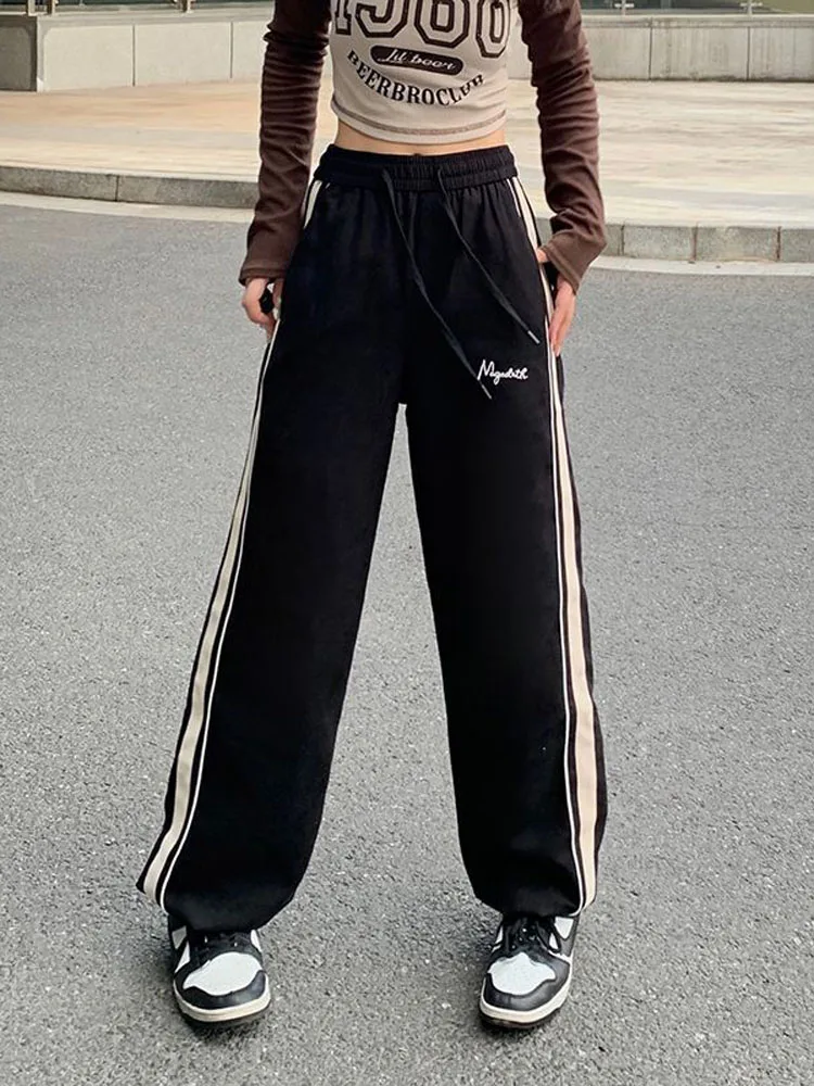 

Zoki Striped Sweatpants Women Oversize Loose 4Xl Letter Y2K Wide Leg Pants Fashion Bf Streetwear Casual Trousers Spring Korean