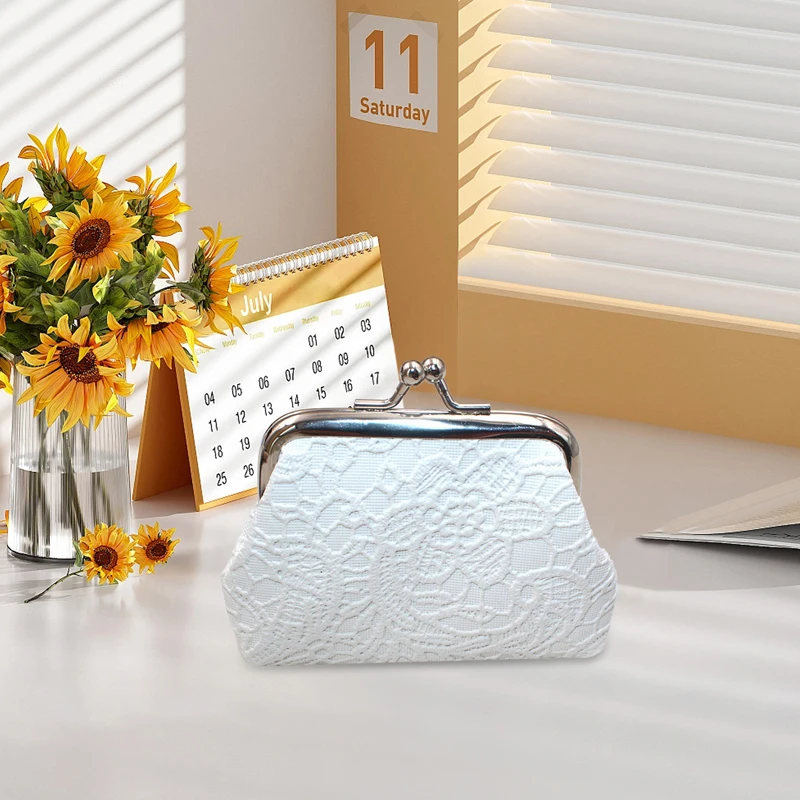 Fashion Little Girls PU Clutch Coin Purse Lock Change Purse Wallet Slim Lace Embossed Coin Holder