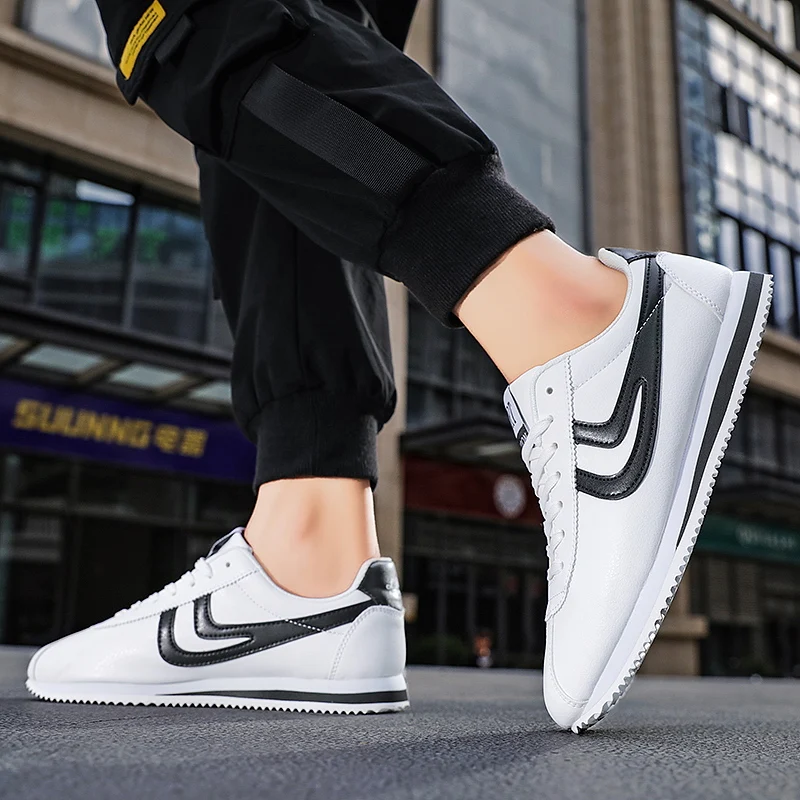 Original Leather White Red Men Women Casual Sneakers Lightweight Comfortable Men's Running Shoes Non-slip Training Sneakers Male