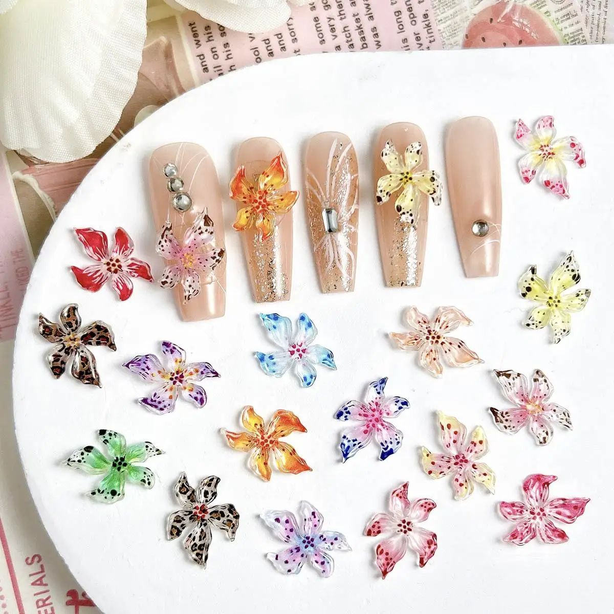 Mixed 3D Resin Gradient Colorful Transparent Lily Nail Art Decoration Bizarre Style Spotted Flower Nail Charms For Manicure DIY 5