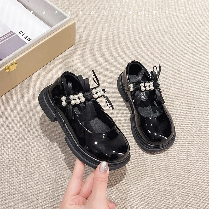 Girls Leather Mary Jane Shoes Glossy Princess Dress