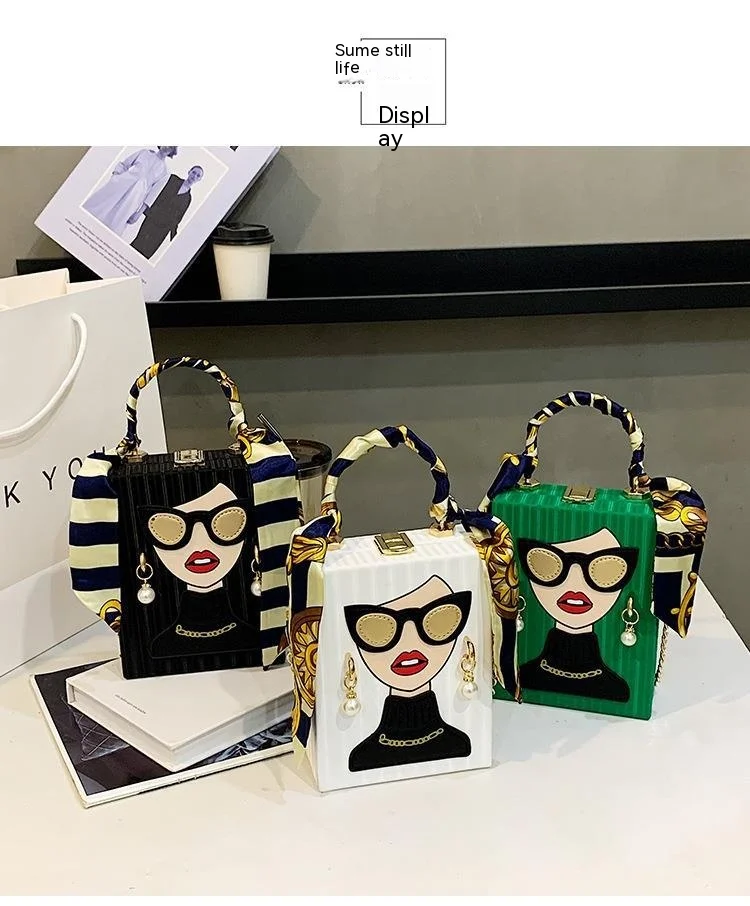 Damen Umhängetasche In Boxform Graffiti Retro Handytasche Kette_voghion.com