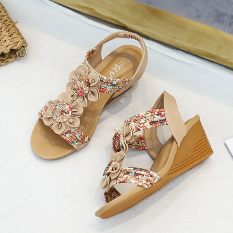 Women's Ditsy Floral Flat Sandals Boho Flower Decor Flat Open
