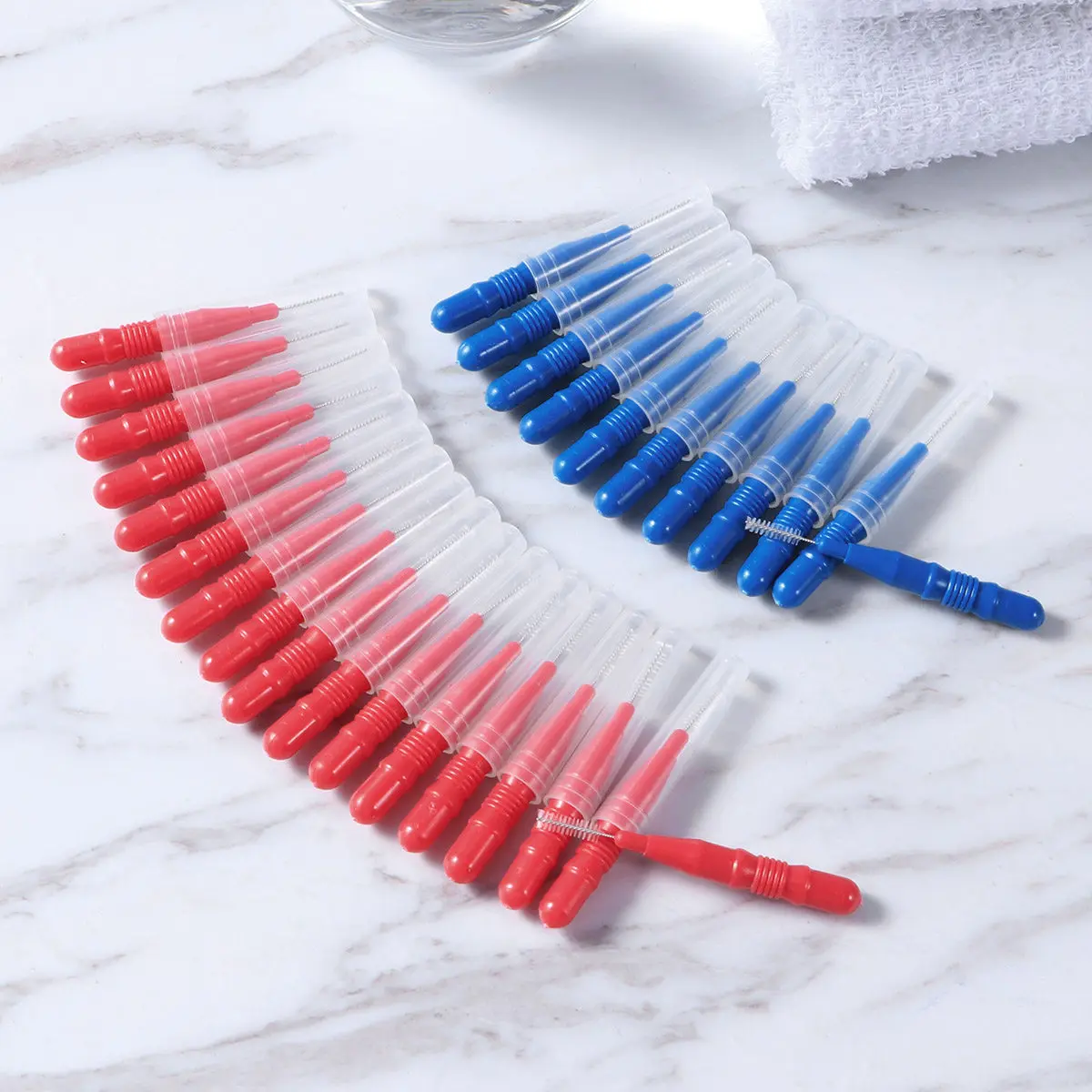 50pcs 치아 틈새용 치간 브러쉬 구강 관리 도구 교정 치과 브러쉬 플라크 제거 보호용 부드러운 브러쉬