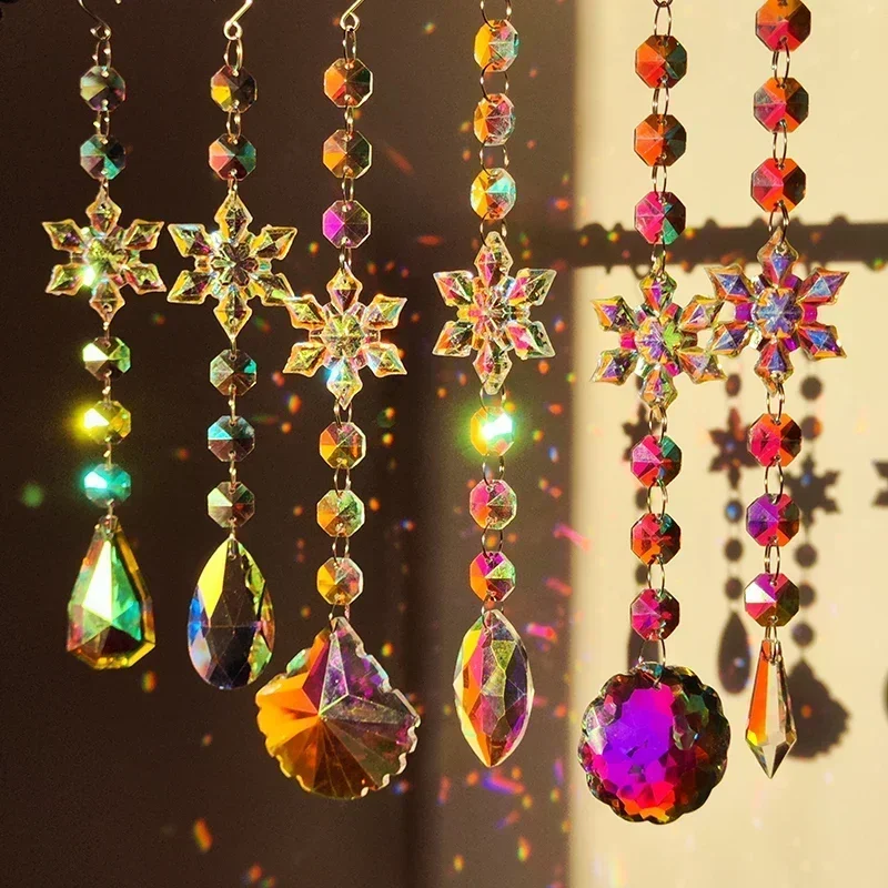 Snowflake Suncatcher crystal Hanging Crystal Pendant Wind Chimes Crystal Chain for Window Christmas Tree Home Garden Decoration