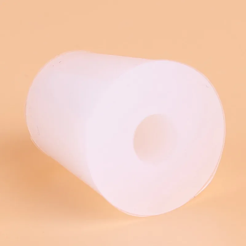 7 with hole