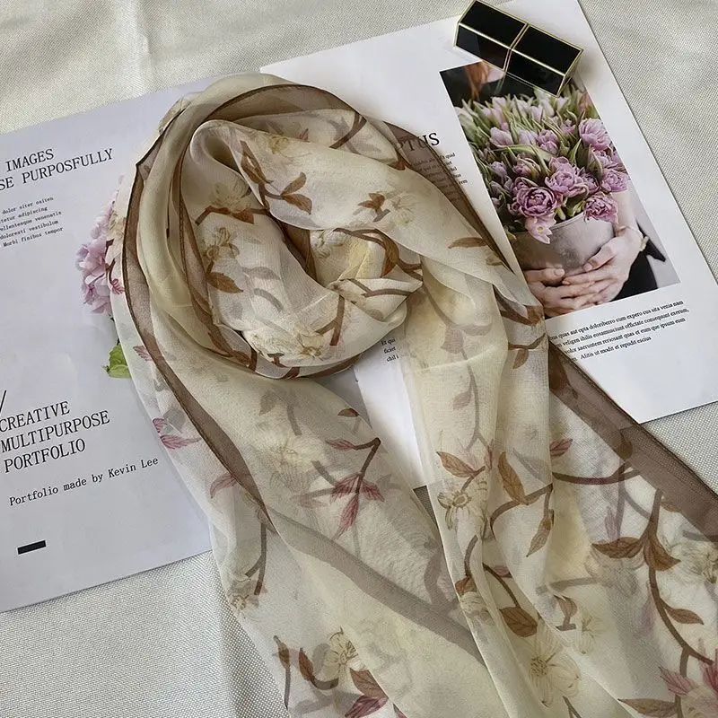 Modischer Luxus Leichtgewichtiger Seidendruck-Schal Damen Aprikosen-Blumen Seiden-Turban Kopftuch Femme Wickeltuch Foulard für Tägliches Tragen – Detail 2