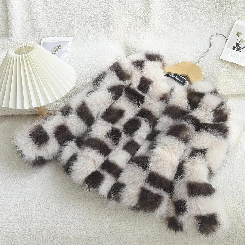 Winter Patchwork Fur Coat for Girls Short Round Neck - Uniqwear