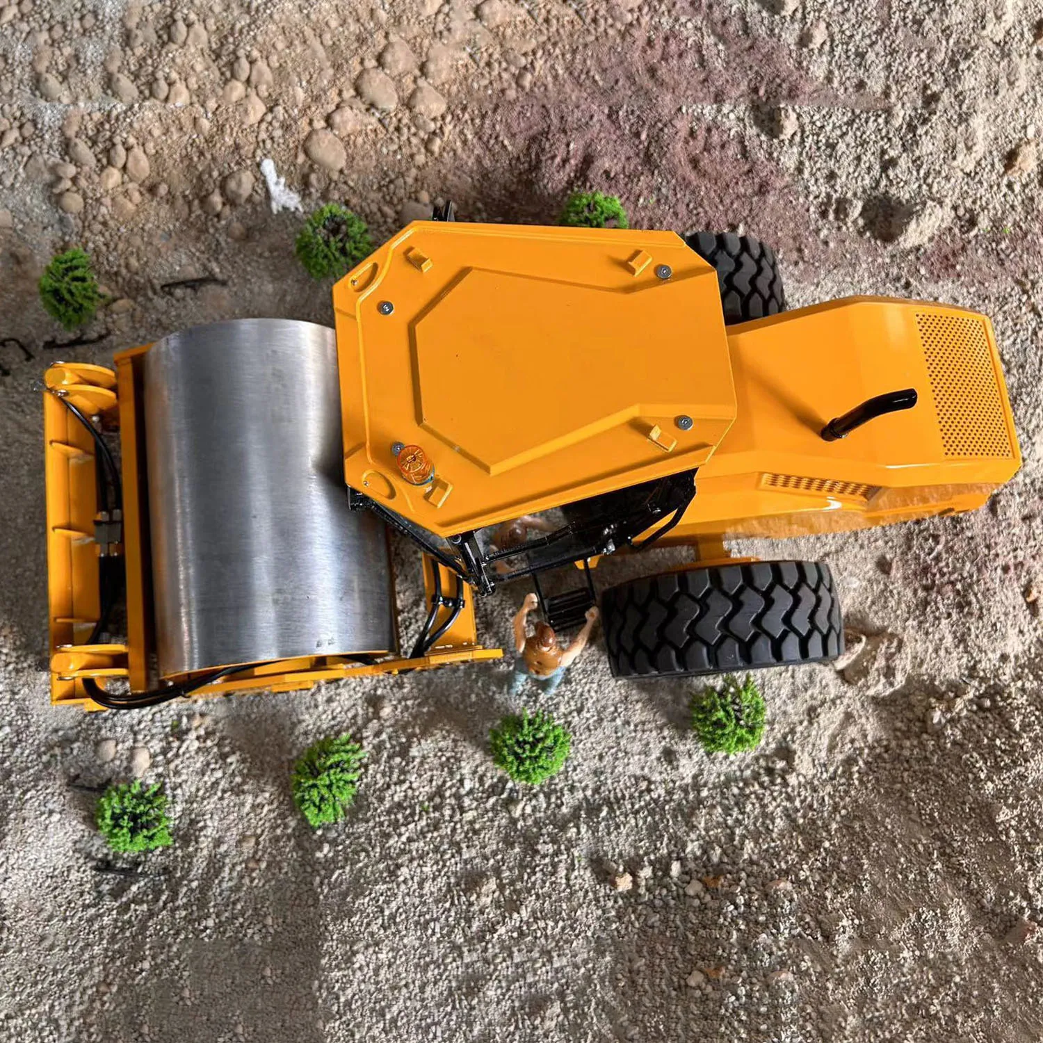 Metal CS11 1/12 RC Hydraulic Road Roller Model RTR Radio Controlled Engineering Vehicle Painted Finished Light Sound Outdoor Car 4