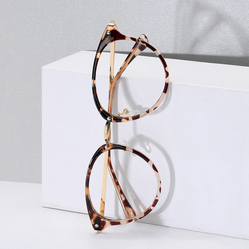 

Retro Blue Light Resistant Glasses for Women 2023 Computer Goggles Round Frame TR90 Leading the Fashion очки прозрачные