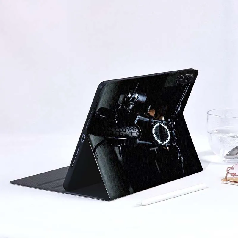 Sleek and Stylish Protective Case for Tablets - Perfect Auto & Motorcycle-Inspired Gift