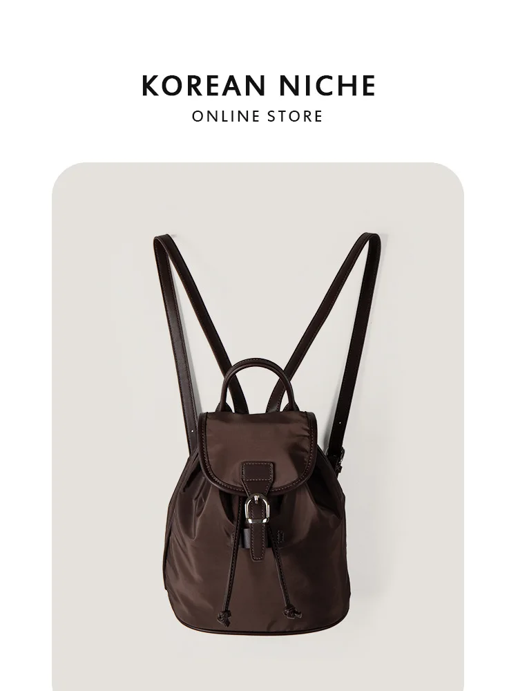 Large Capacity Casual Simple Nylon Backpack Designer Luxury Bags Vintage Versatile Women Fashion Office Ladies Travel Bag School