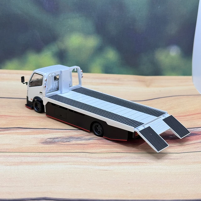 14R-007 MT 1/64 トレーラー Dekotora Silve 14R-007 MT 1/64 トレーラー Dekotora Silve Microturbo 1:64