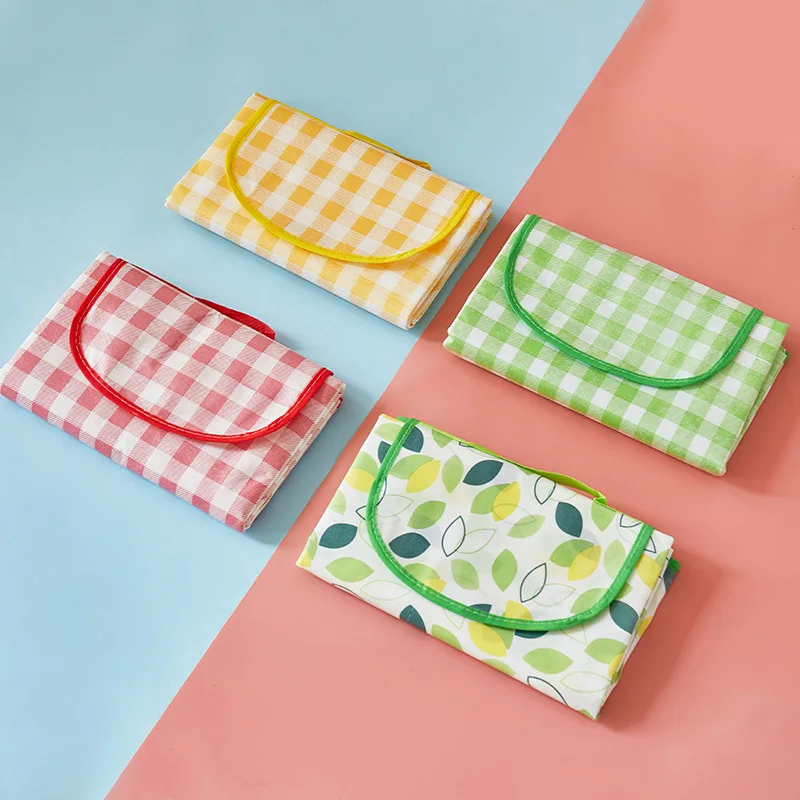 

WizInfant Foldable Portable Picnic Mat Waterproof Oxford Cloth Baby Blanket Moistureproof Thicken Lightweight for Outdoor Travel