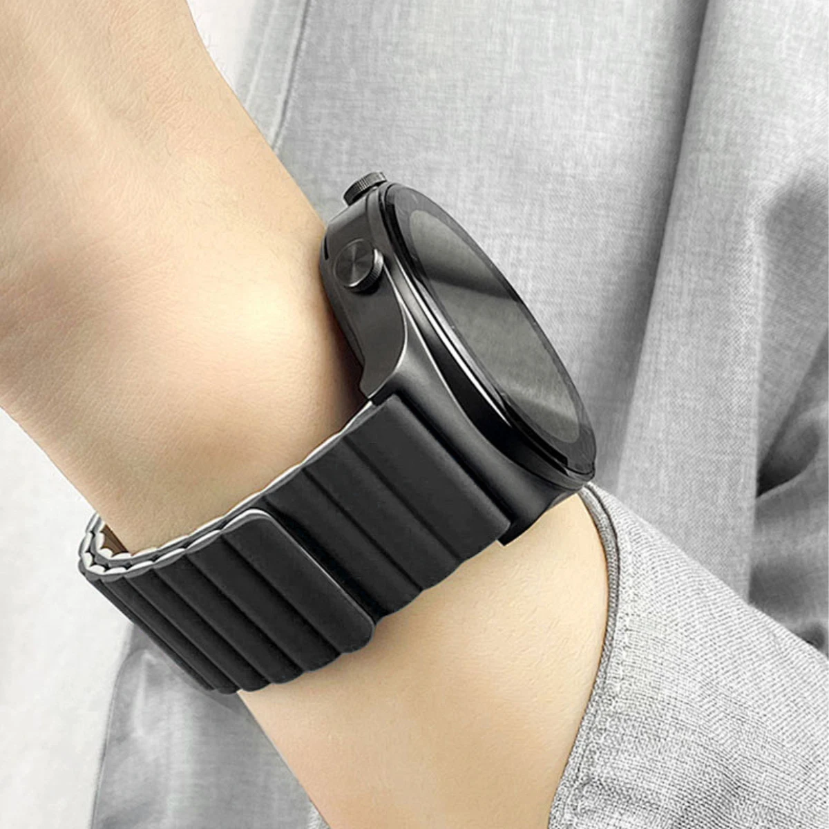 Silicone Magnetic Loop Wrist Strap for Smartwatches (26/22mm)