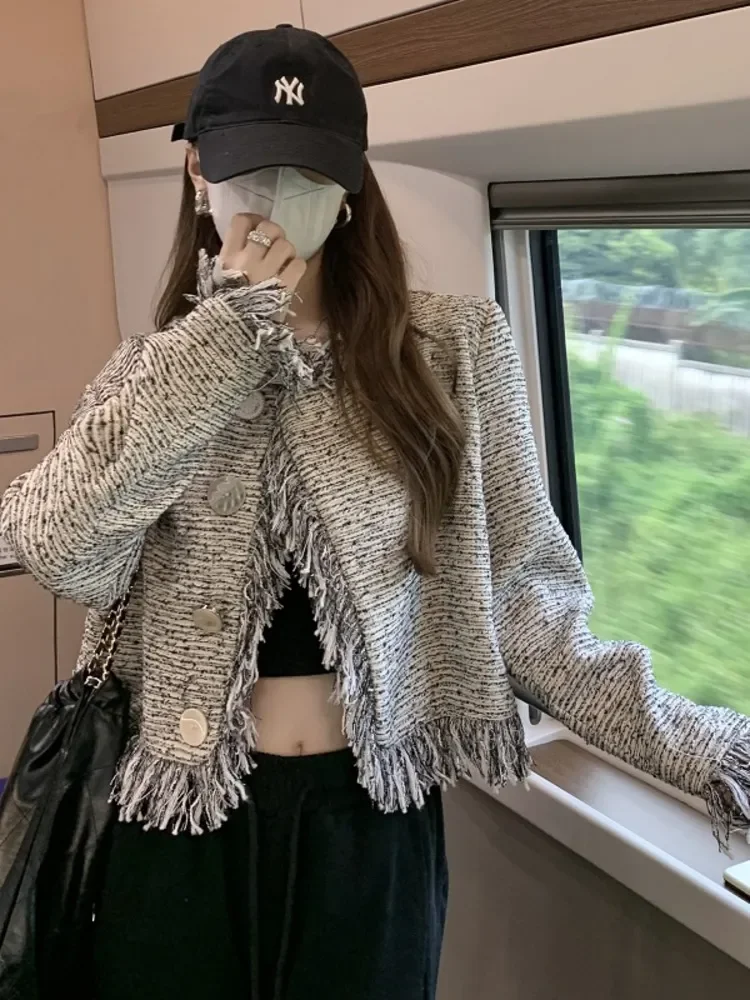 

High Quality French Vintage Small Fragrant Tweed Jacket For Women 2023 Autumn Winter Tassel Woolen Short Coats Outerwear Jaqueta