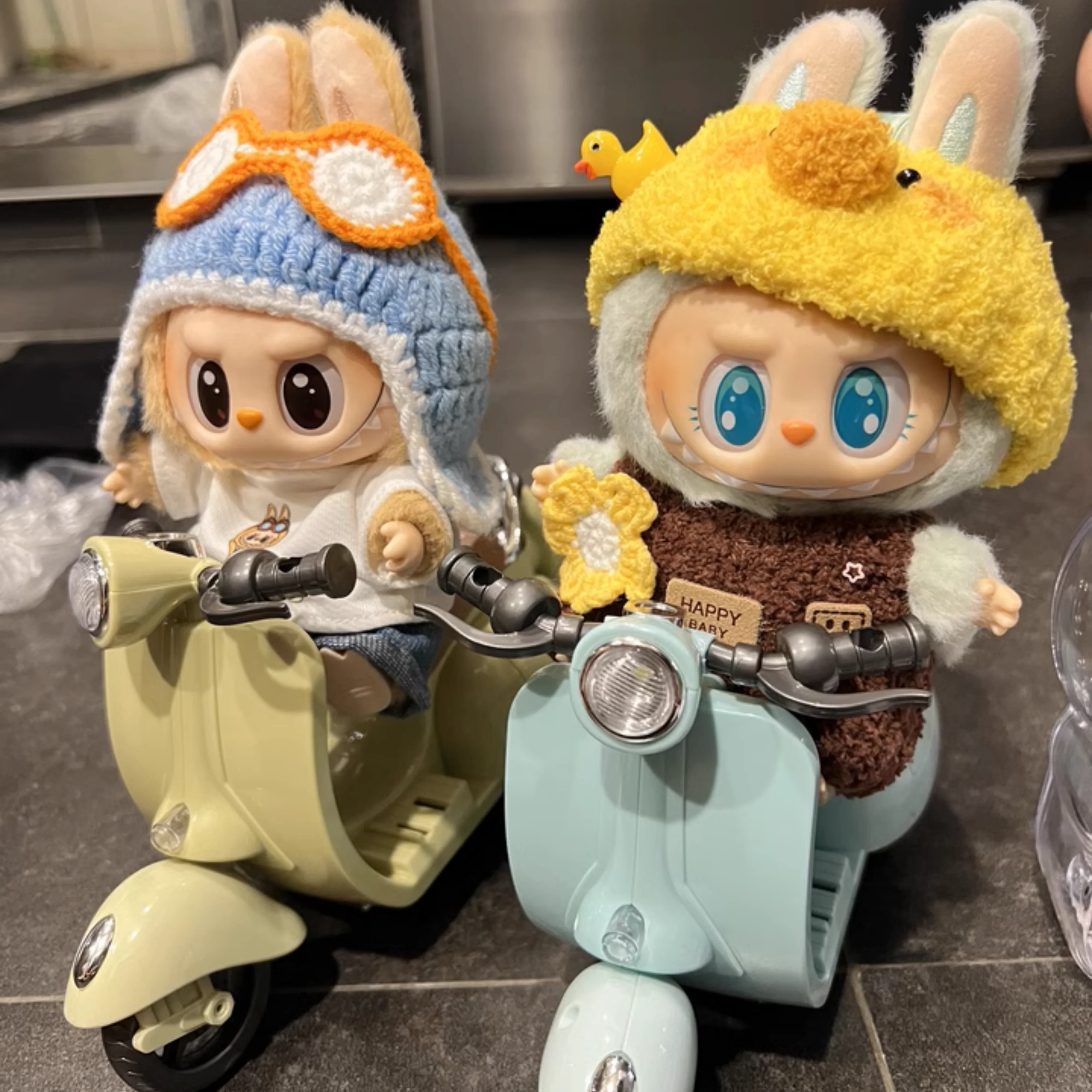 ミニカー Labubu Labubu V1/V2 Mini Electric Bike Doll Motorcycle Rotatable