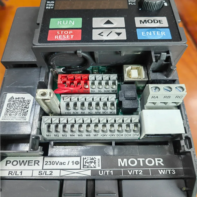DELTA VFD MS300 VFD9A0MS43ANSAA VFD5A5MS43ANSAA VFD13AMS43ANSAA 표준 컴팩트 드라이브 인버터