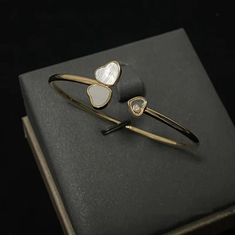 

Luxury brand Rose Gold Butterfly Heart bracelet Ladies Fashion Temperament High jewelry party couple gift