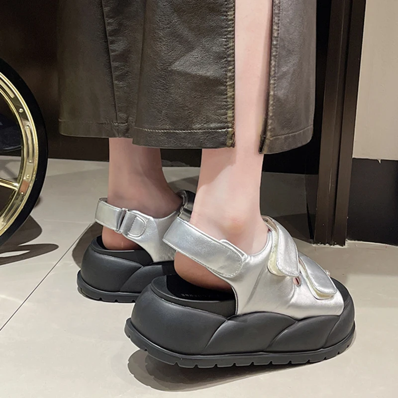 Summer New Fashion Trend Thick Soled Comfortable Sandals Thick Soled Beach Sandals Ladies Comfortable Leisure Shoes Size 35-40