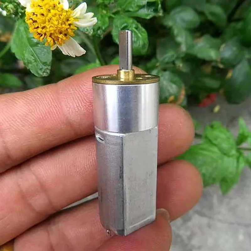 마이크로 050 DC 감속 모터 1.5V/3V/3.7V/5V 110RPM 지능형 로봇 자..