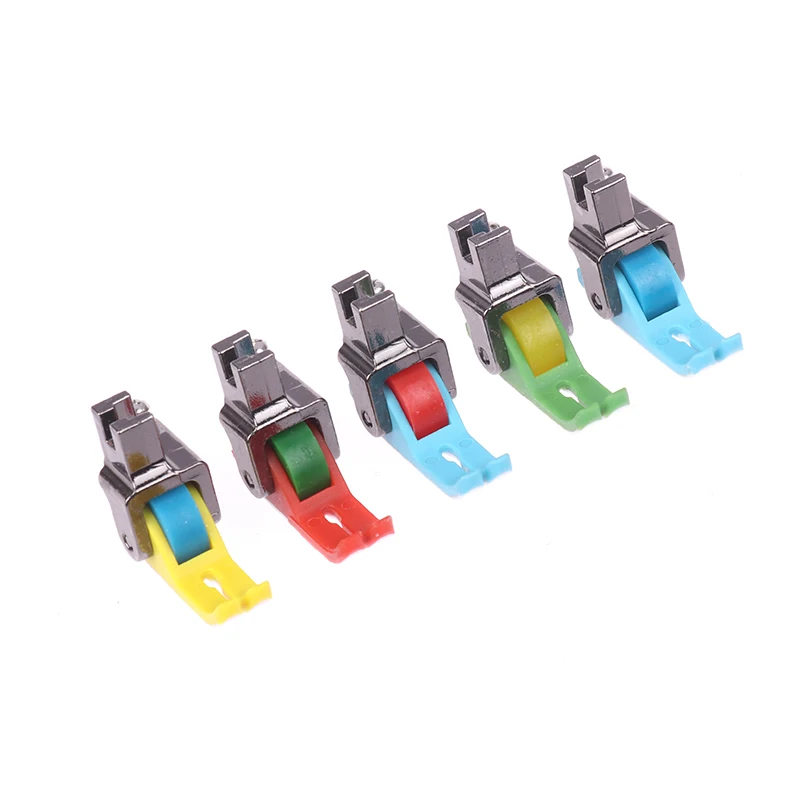 Description Picture 5 of itemUniversal Industrial Sewing Machine Leather Roller Wheel Presser Foot Of Flat Car Thick Fabric Clothing Replacement Presser Feet